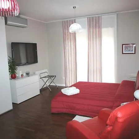 Domus Yenne Apartment *